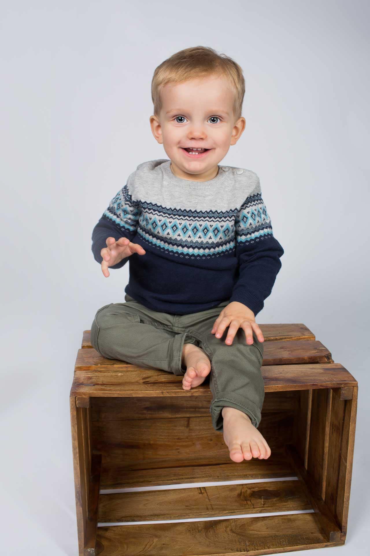 Jeg er en erfaren børne fotograf og mor til 2 dejlige børn Jeg er en erfaren børne fotograf og mor til 2 dejlige børn