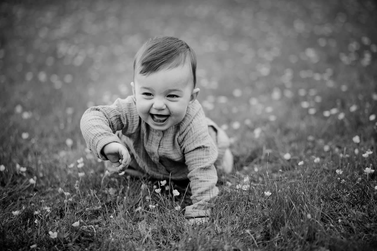 Dygtig fotograf som er god til børn. Fotografering Dygtig fotograf som er god til børn. Fotografering